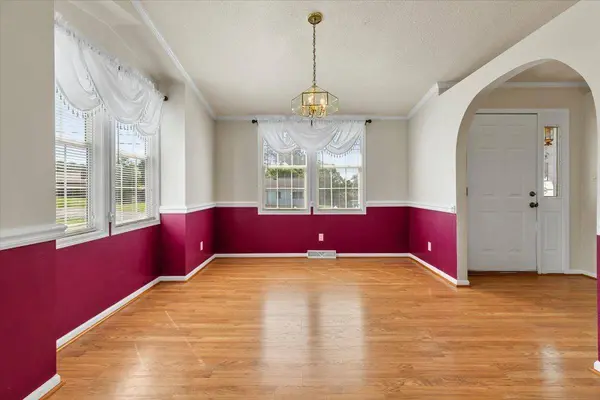 7727 Brooklyn RD, Fairlawn, VA 24141