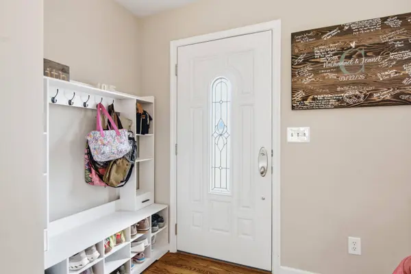 75 Walnut Drive NW, Christiansburg, VA 24073