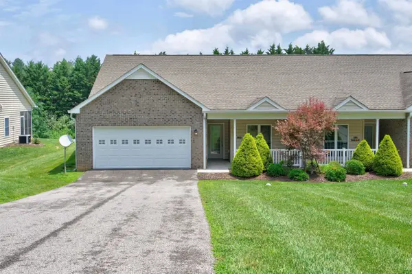163 WALTERS DR, Christiansburg, VA 24073