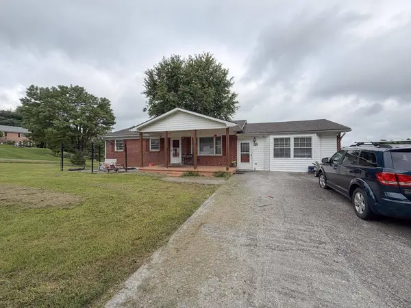 4326 SUNNY VIEW HEIGHTS LOOP, Pulaski, VA 24301