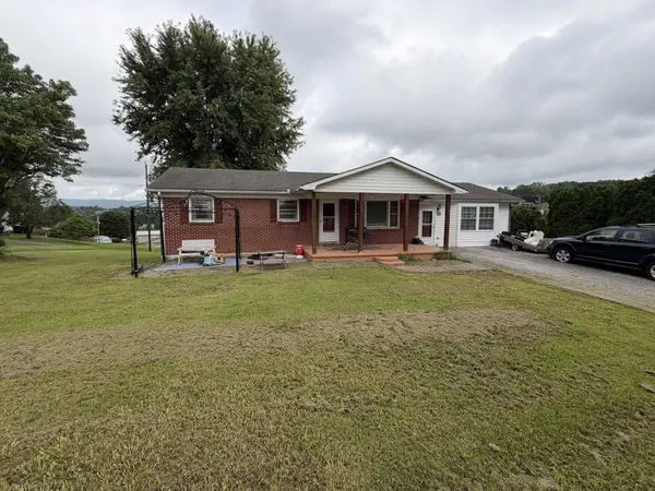 4326 SUNNY VIEW HEIGHTS LOOP, Pulaski, VA 24301