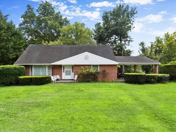 108 WILLIAMS AVE, Radford, VA 24141
