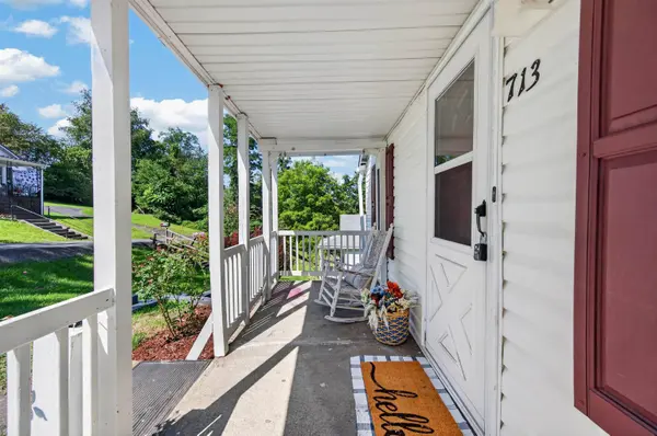 713 Elizabeth ST, Pulaski, VA 24301