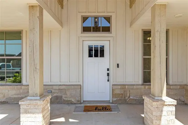 9305 NW 84th TER, Yukon, OK 73099