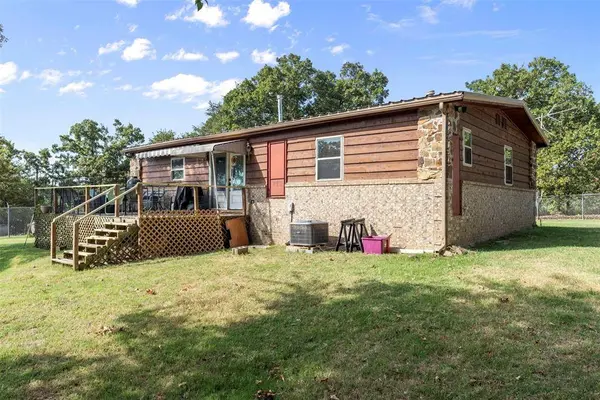 10915 E Tecumseh RD, Norman, OK 73026