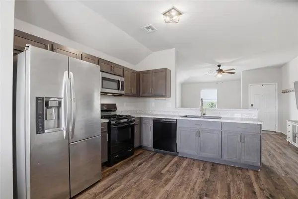 9429 NW 122nd TER, Yukon, OK 73099