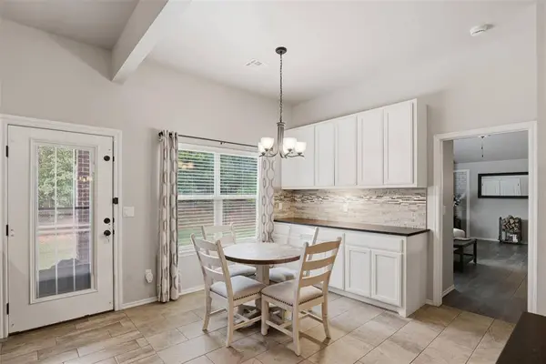 20877 Jaimie DR, Harrah, OK 73045