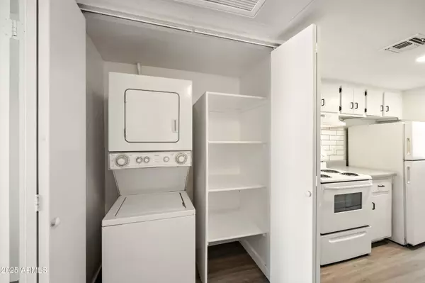 12123 W BELL Road #221, Surprise, AZ 85378