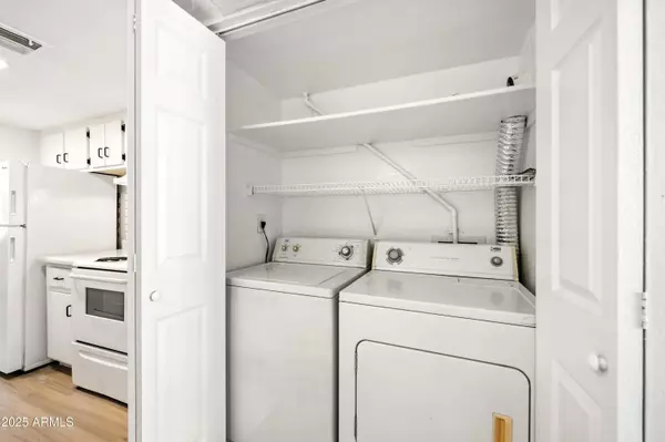 12123 W BELL Road #222, Surprise, AZ 85378