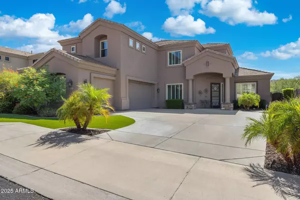 441 W DESERT FLOWER Lane, Phoenix, AZ 85045