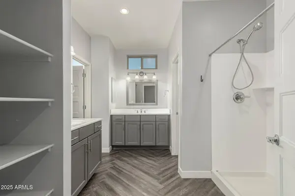 1056 N MILLER Road, Tempe, AZ 85288
