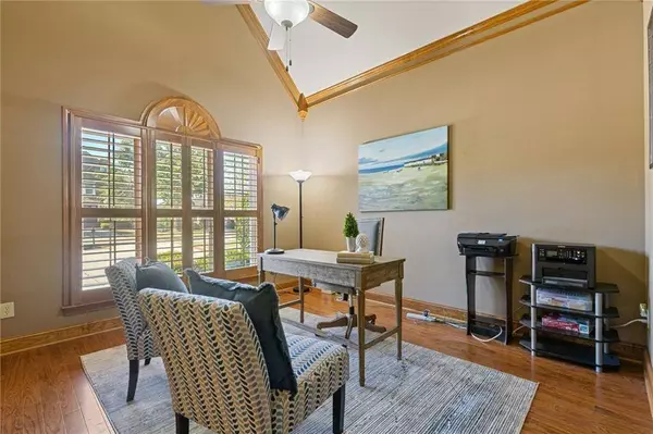 755 Peninsula Overlook, Hampton, GA 30228