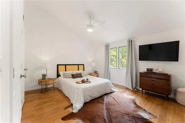 2498 Cedar BRK E, Marietta, GA 30067