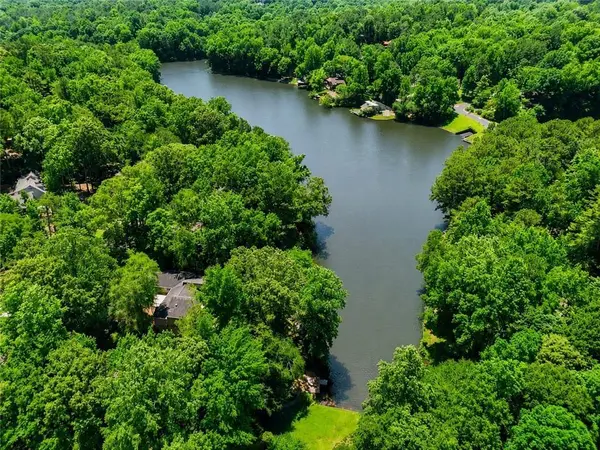 3985 Loch Highland PASS NE, Roswell, GA 30075