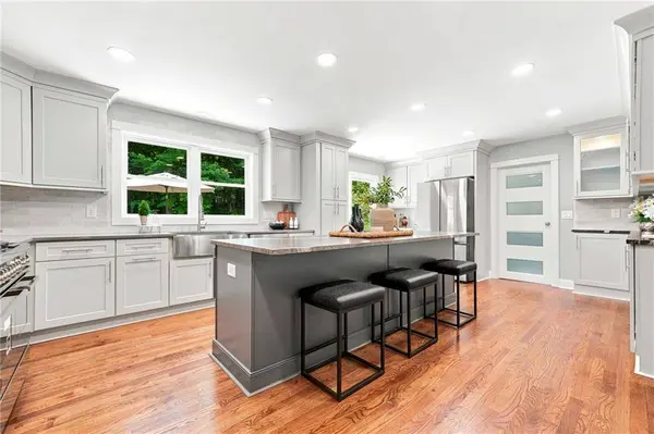 265 Carriage Station CIR, Roswell, GA 30075