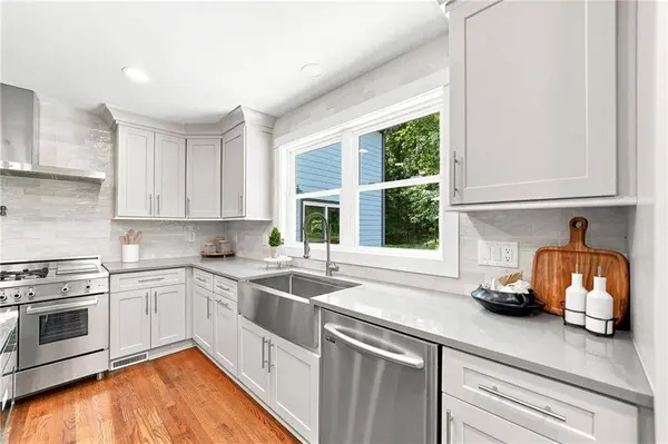 265 Carriage Station CIR, Roswell, GA 30075