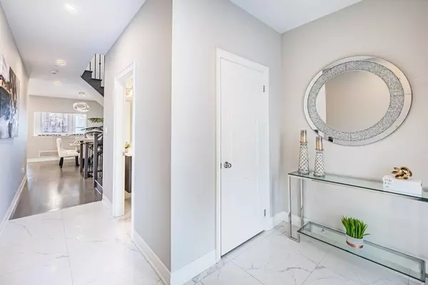 1259 McPhedran Pt, Milton, ON L9E 1J5