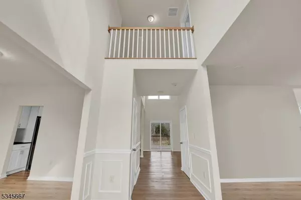 11 Davon Ln, Hardyston Twp., NJ 07419
