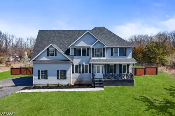 11 Davon Ln, Hardyston Twp., NJ 07419