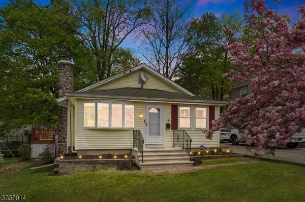 9 Hatakawanna Ter, Mount Olive Twp., NJ 07828