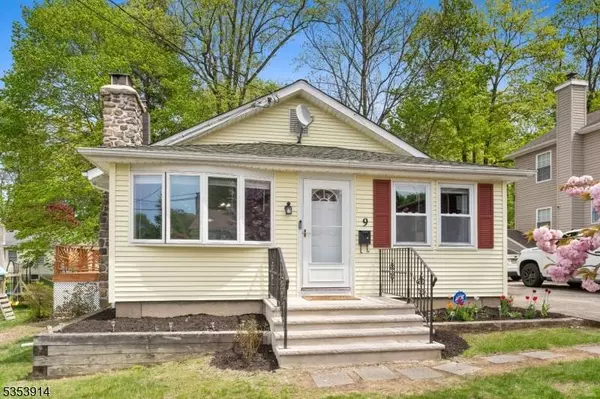 9 Hatakawanna Ter, Mount Olive Twp., NJ 07828