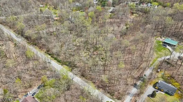 13 Oak Ridge Rd, Montague Twp., NJ 07827