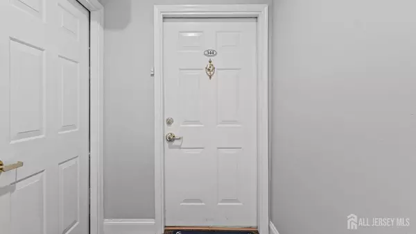 344 The Promenade, Edgewater, NJ 07020