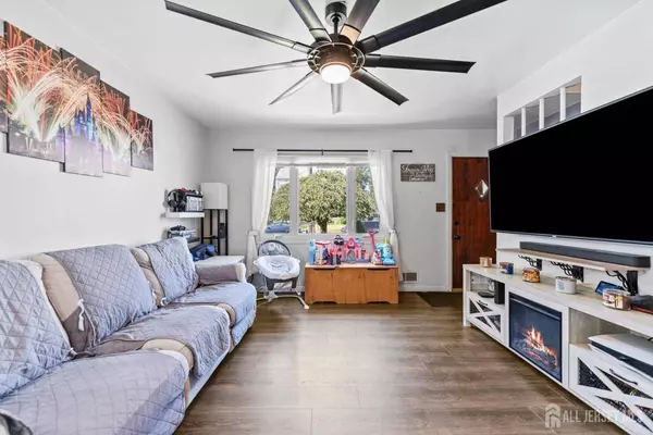 190 Jackson AVE, Edison, NJ 08837