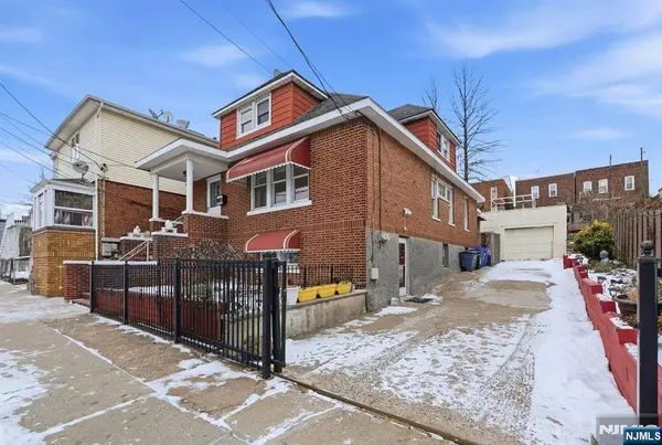 44 Malcolm AVE, Garfield, NJ 07026