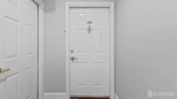 344 The Promenade, Edgewater, NJ 07020