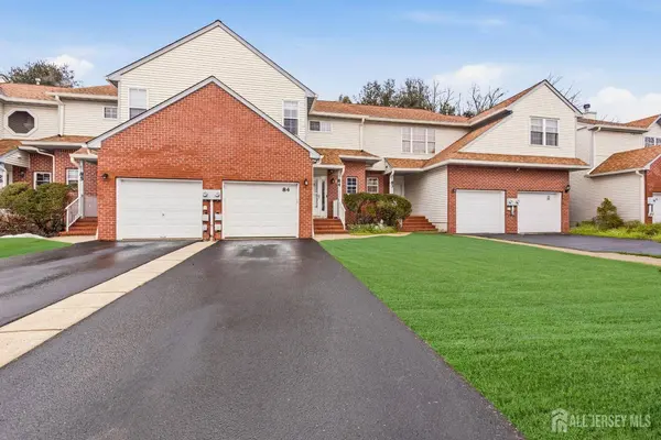 84 Drew CT, Manalapan, NJ 07726