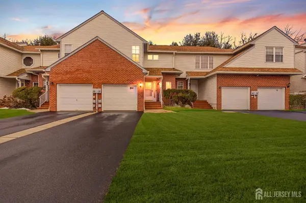 84 Drew CT, Manalapan, NJ 07726
