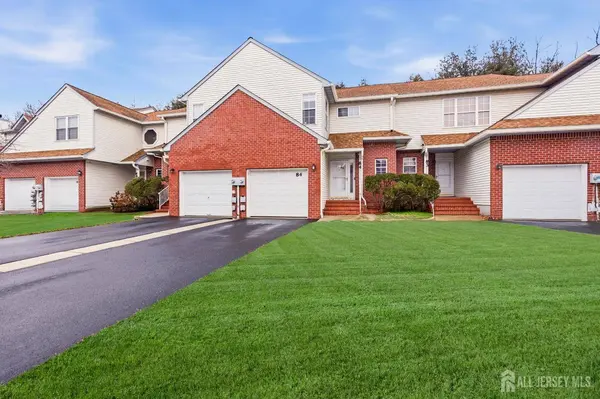 84 Drew CT, Manalapan, NJ 07726