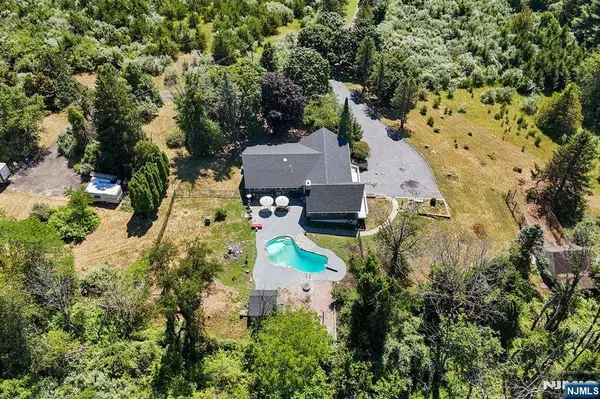 2 Rossi DR, Clinton Twp, NJ OTHER