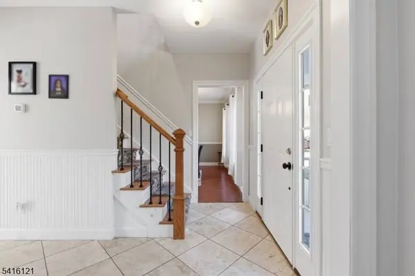 34 Tobyhanna Trl, Hopatcong Boro, NJ 07843