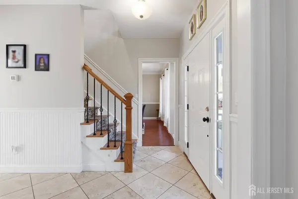 34 Tobyhanna TRL, Hopatcong, NJ 07843