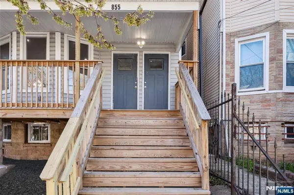 855 S 14th ST, Newark, NJ 07108