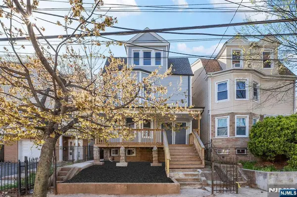 855 S 14th ST, Newark, NJ 07108
