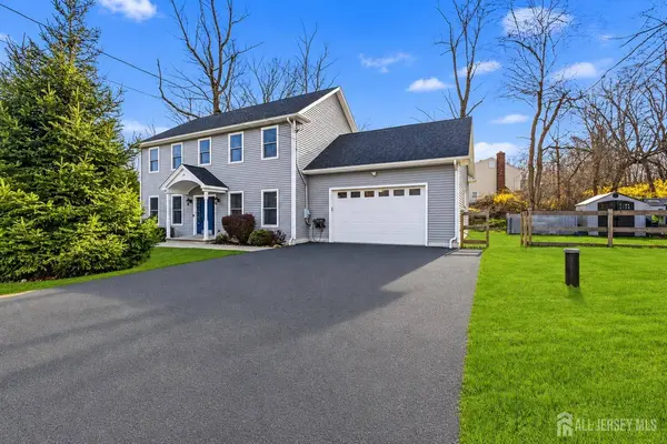 34 Tobyhanna TRL, Hopatcong, NJ 07843