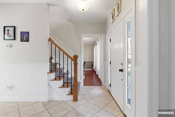 34 Tobyhanna TRL, Hopatcong, NJ 07843