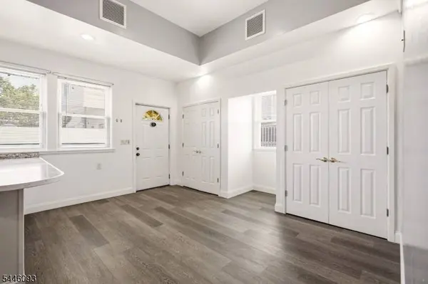 501 Niles St #1, Elizabeth City, NJ 07202