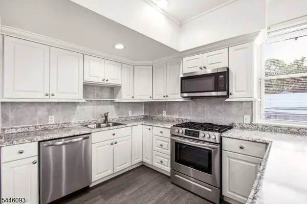 501 Niles St #1, Elizabeth City, NJ 07202