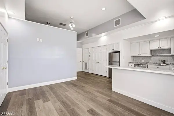 501 Niles St #1, Elizabeth City, NJ 07202