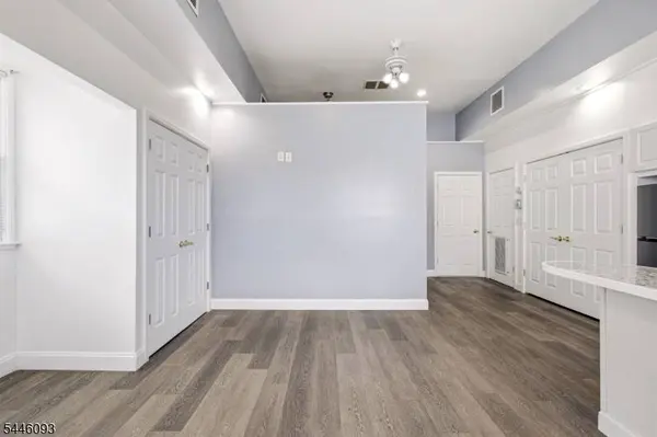 501 Niles St #1, Elizabeth City, NJ 07202