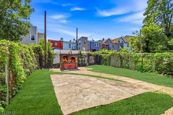 101 Highland Ave, Newark City, NJ 07104