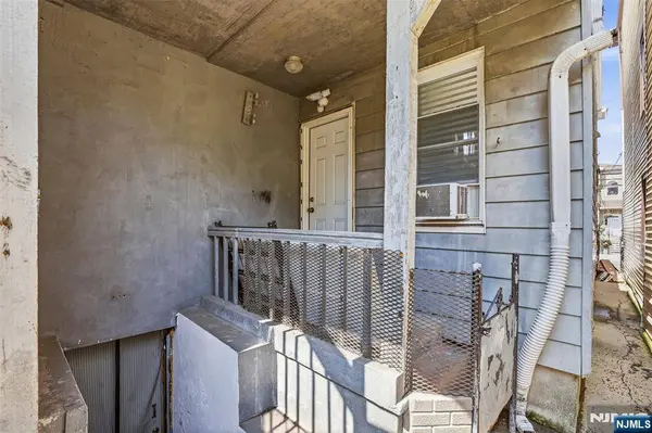 101 Highland AVE, Newark, NJ 07104