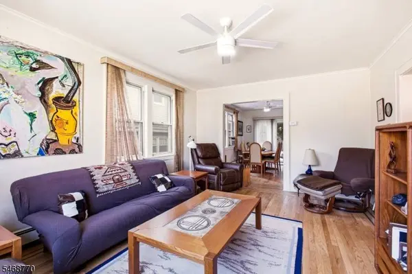 248 Tom Hunter Rd, Fort Lee Boro, NJ 07024