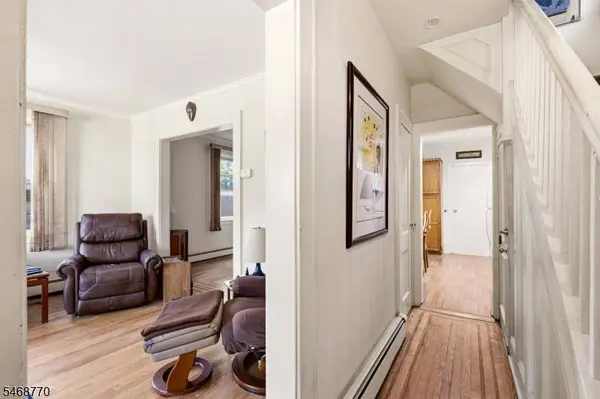 248 Tom Hunter Rd, Fort Lee Boro, NJ 07024