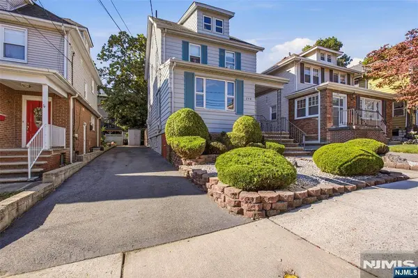 248 Tom Hunter RD, Fort Lee, NJ 07024