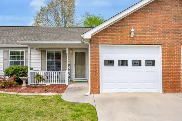 251 Flagstone DR, Rossville, GA 30741